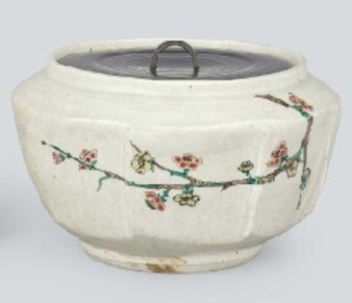 藤本能道 「色絵梅之図水指」の買取画像